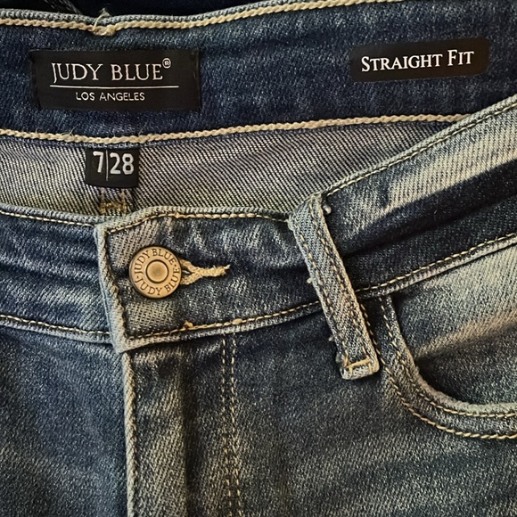 Judy Blue size 7/28 Straight fit NWOT never worn - Picture 2 of 3